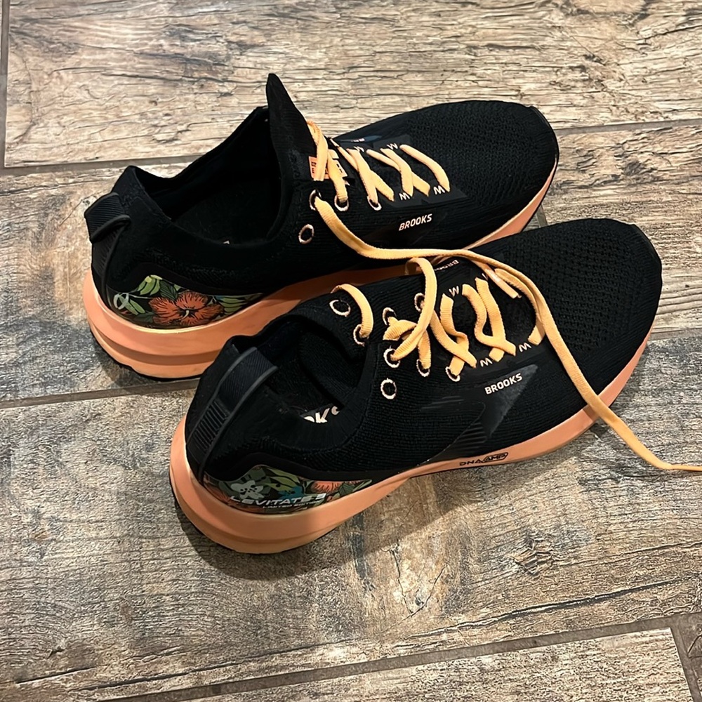Brooks shoes